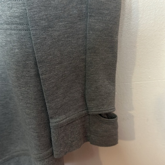 Nike Sportswear Tech Fleece Zip Up Oversized Hoodie in Cape Carbon Heather - Picture 14 of 16